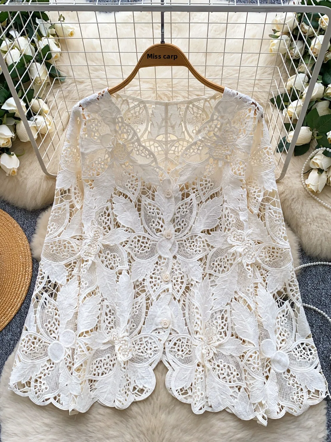 

Retro Sle Women's Hollow out Top Summer Hook Flower Loose Meat Concealing Beautiful Personali Lady Sun Protection Trendy