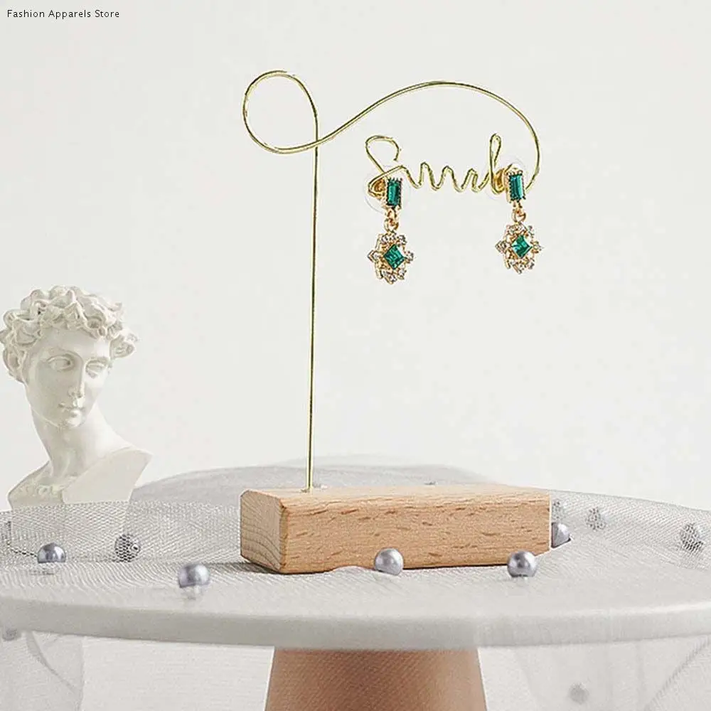 

Стойка для демонстрации ювелирных изделий Реквизит для съемки ювелирных изделий Стойка для хранения ювелирных изделий Вешалка для сережек Стойка для сережек Стенд для ювелирных изделий Стойка для ювелирных изделий