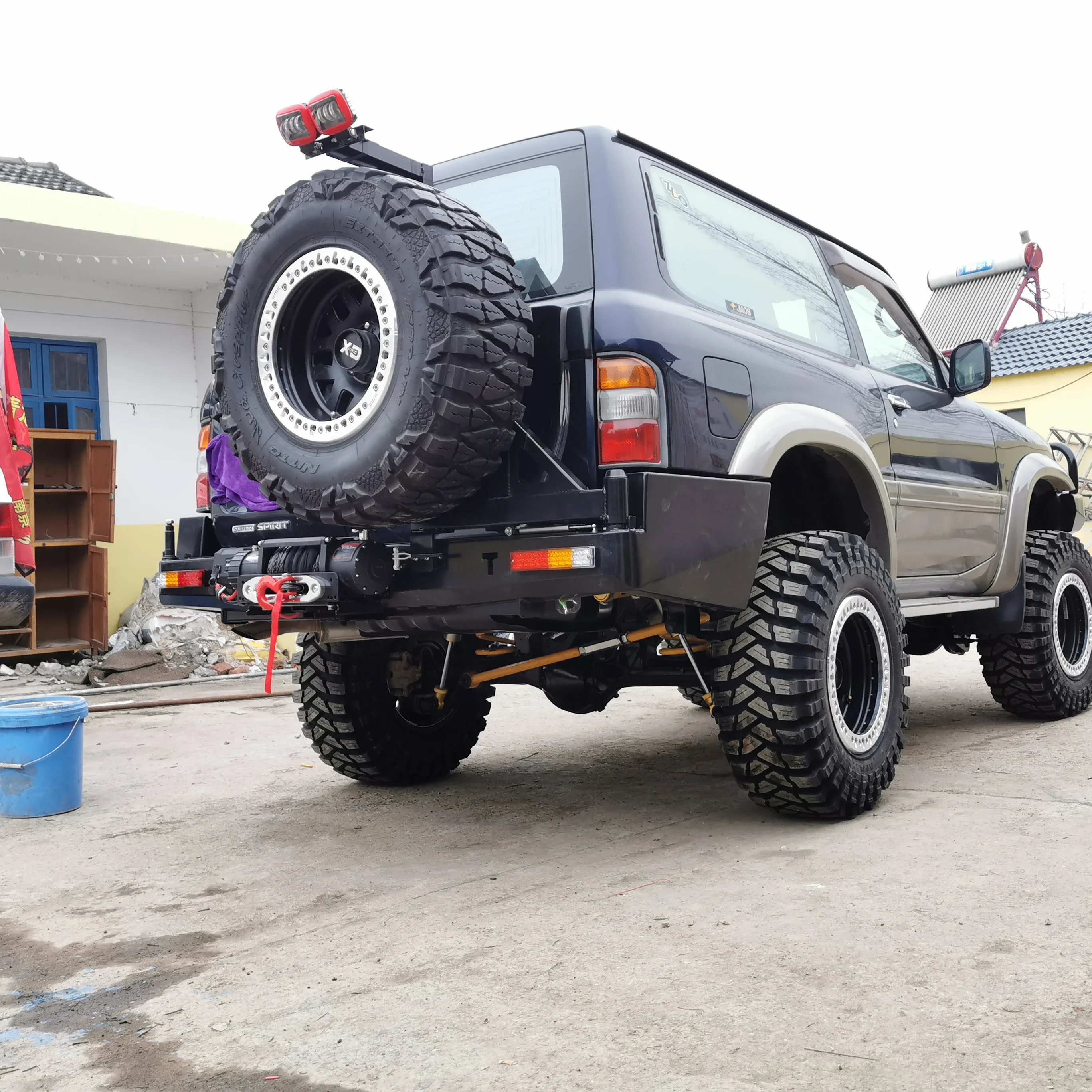 

Looking For Wholesaler of 4x4 Hot Sale Pick up Car Accessories Of Body Kit Fit Rear Bumper NISSAN PATROL Y61