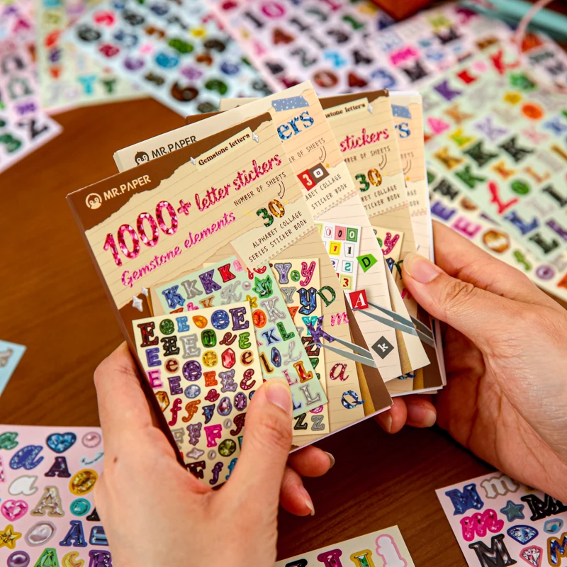 Mr.Paper 1000+ Stickerbuch, Alphabet Collage Serie Klassische Buchstaben-Themen-Aufkleber für Journal Scrapbooking DIY, Handyhülle Tagebuch