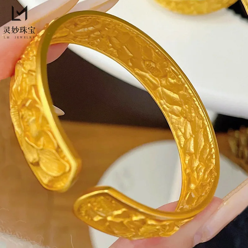 

Women's 24K Gold (AU999) Wide Floral Bracelet | Gold-Inlaid Magnolia Overlay with Threaded Center