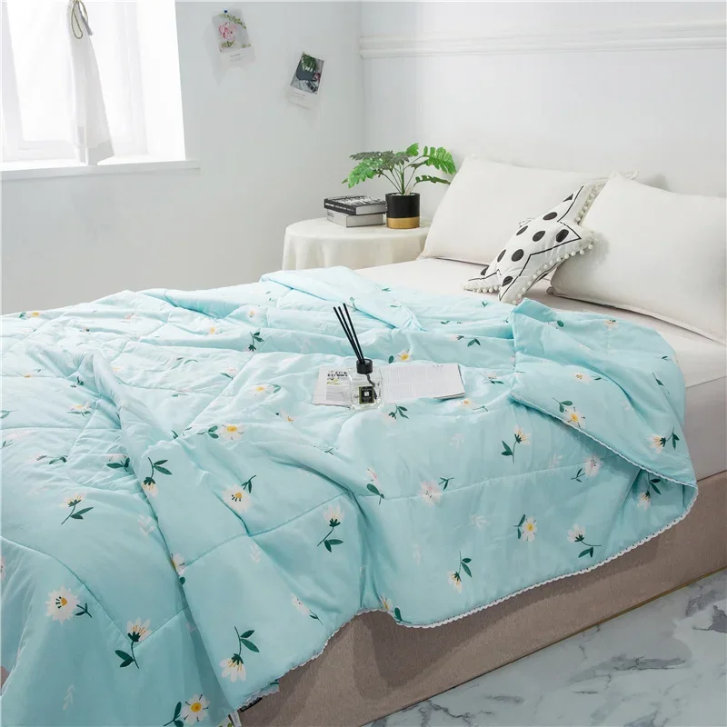 Daisy Floral Printed Summer Quilt 100%Cotton Air-conditioned Quilts Suitable for Bedroom Living Room Summer Breathable Comforter