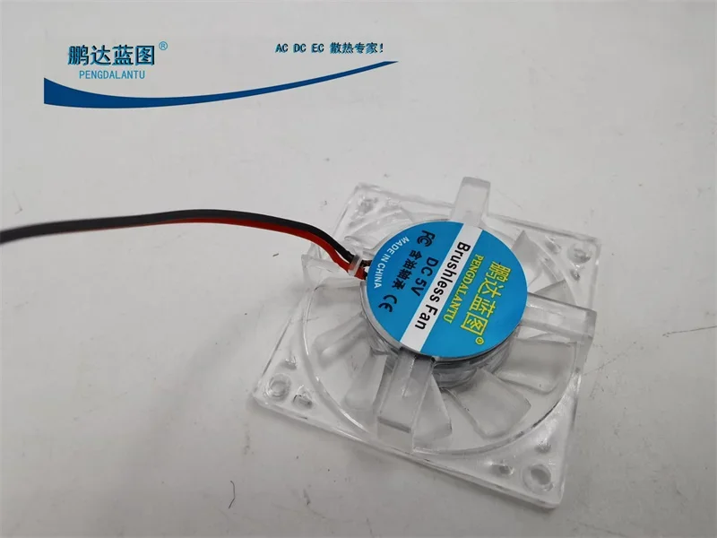 40*40*10MM Silent Cross Hanging Frame Graphics Card Fan 4010 4cm 4cm Fan 12V Equal Waist Little Fan