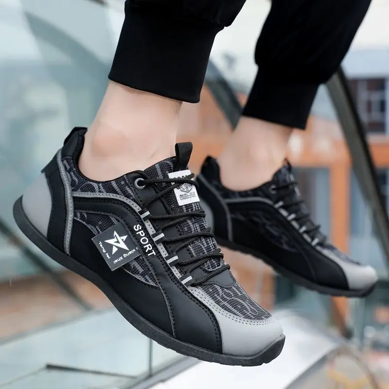 

Men's Spring Autumn Breathable Chunky Sneakers Height Increasing Casual Sports Shoes 2026 Trendy Walking Trainers