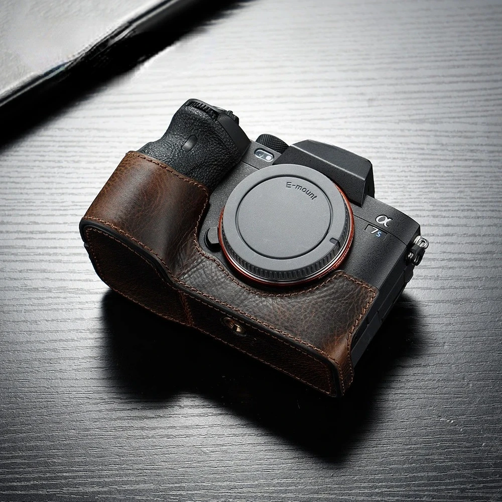 Echte Leder-Kameratasche mit Griff, Halbe Tasche für SONY A7R5 A7M4 A7S3 A1 Kamera-Gehäuse, Rucksack, Fotografie-Kamera-Zubehör