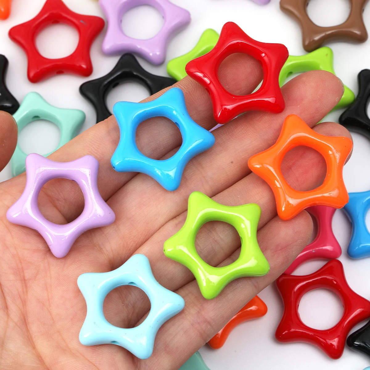20pcs/40pcs Random Color Hollow Star Acrylic Beads, 28mm Bright Macaron Color Loose Beads, Five-Pointed Star Spacer Beads