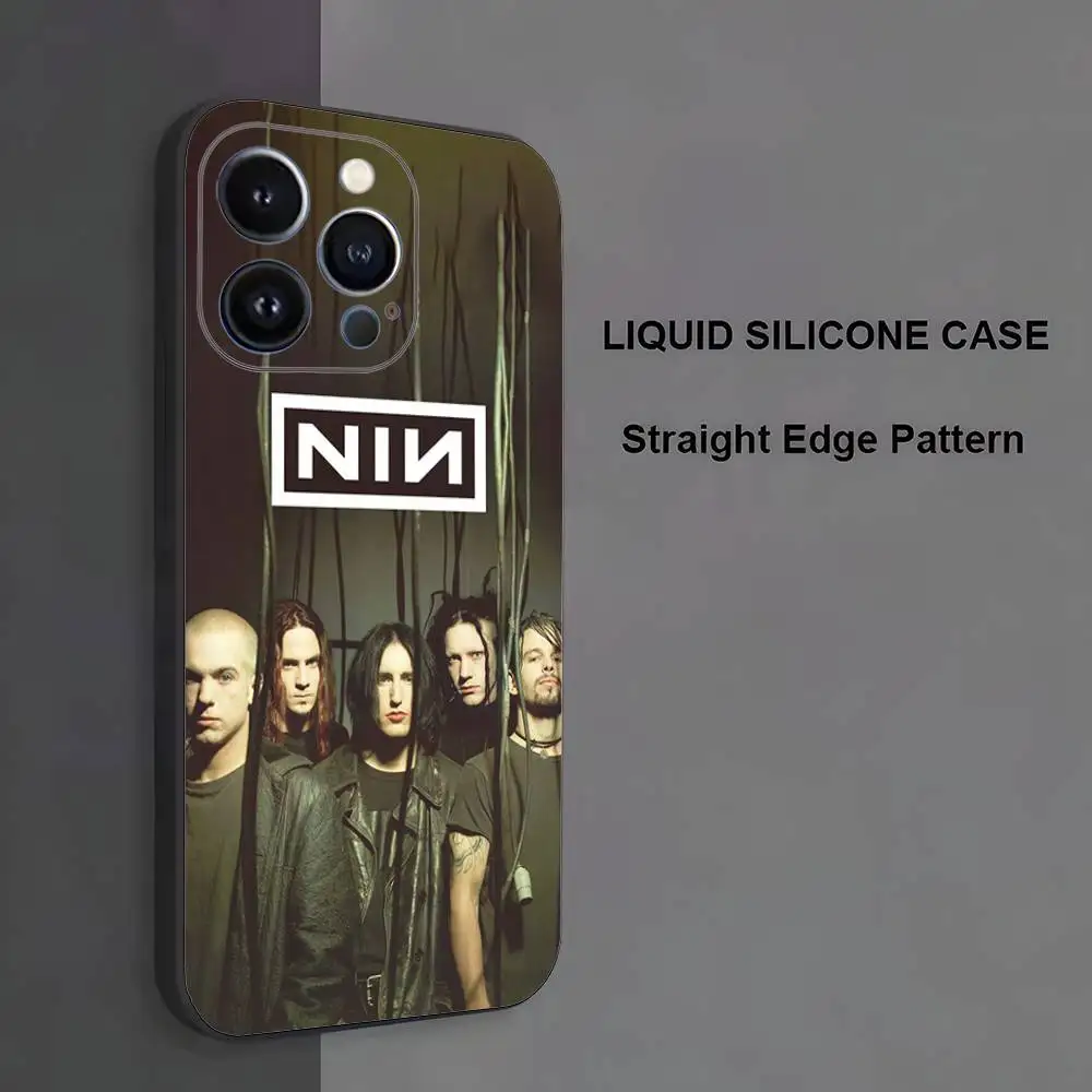 N-Nine I-Inch Nails NIN جراب هاتف آيفون 17,16,15,14,13,12,11,Pro Max,XS,X,XR,SE,Mini,8,7,غطاء أسود من السيليكون الناعم #4