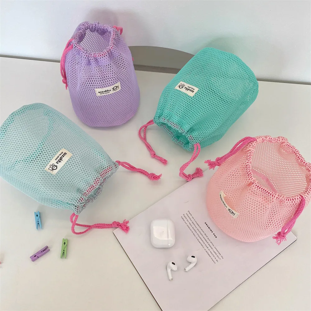 

Women's Makeup Bags Dopamine Simple Mesh Large Capacity Drawstring Cosmetic Bags Handheld Portable MultiFunctional Storage Bags