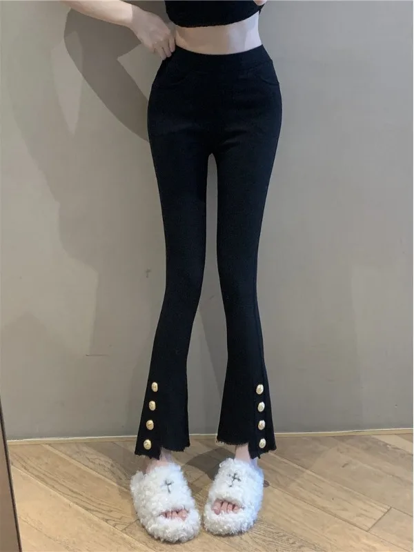 

Повседневные женские брюки с высокой талией, эластичные, слегка расклешенные, черные, длинные, на пуговицах, с разрезами, для ранней весны, модный дизайн, облегающий крой