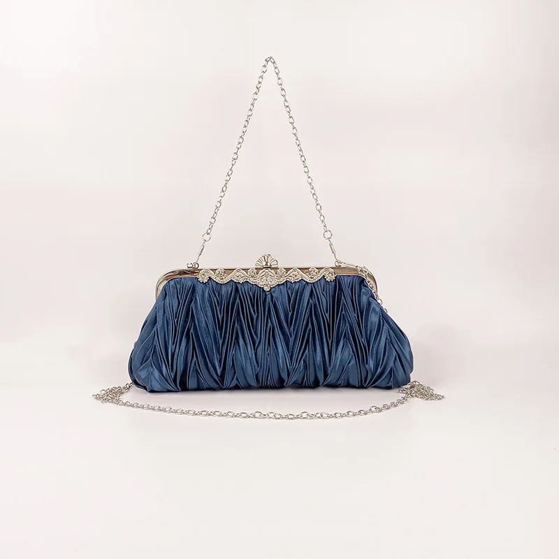 New pleated dinner bag, celebrity banquet clutch, one shoulder cross-body chain, high-end versatility, trendy clutch bag