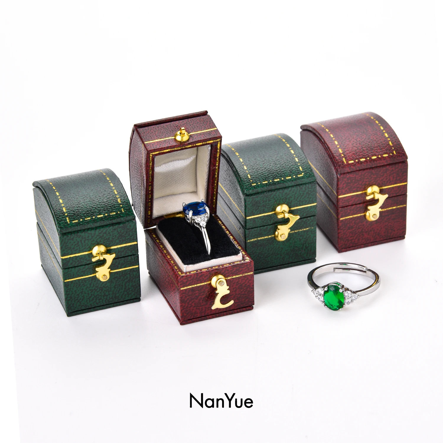 Wholesale Pu Antique Vintage Gold Retro Green Premium Luxury Mini Engagement Marry Wooden Custom Logo Ring Box