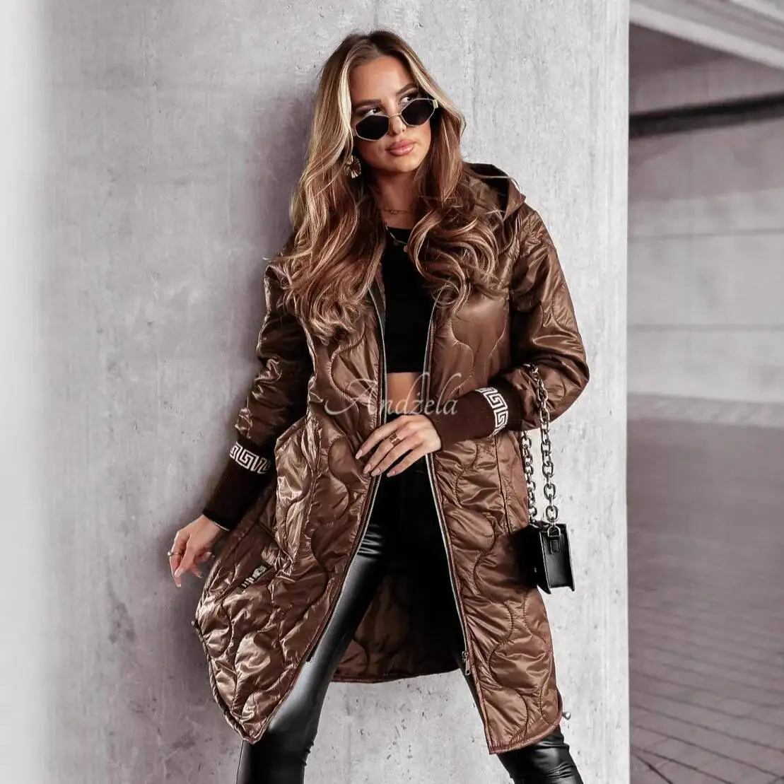 Herbst Winter 2025, neue Damen-Jacke im koreanischen Stil, geprägtes Design, leichte, schlankmachende Baumwolljacke