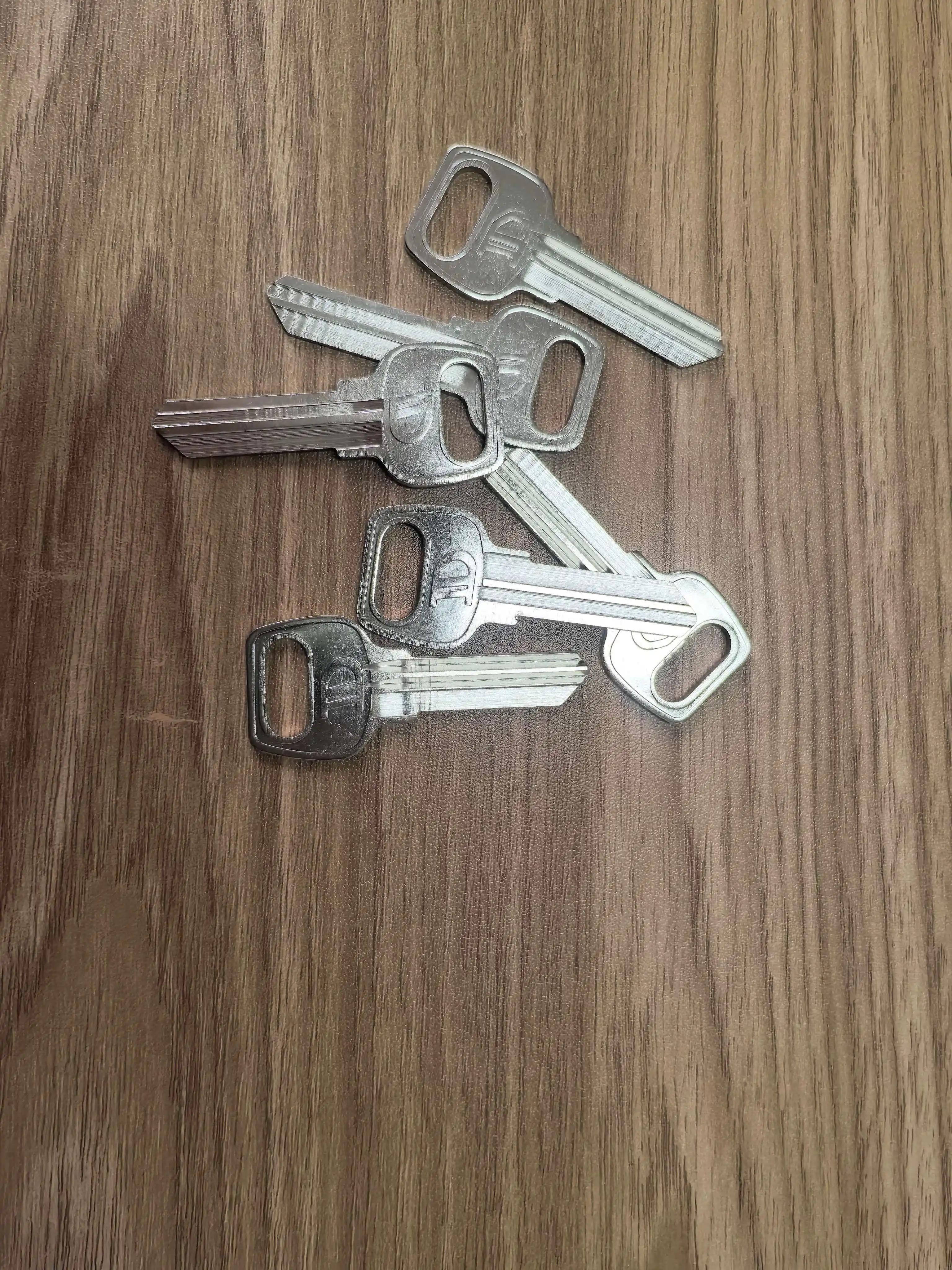 2PC  The Key Blank for The Aisle Lock Is Made of Raw Material for The Fire Door Key, Such As The Pizi Pipe Well Lock view 6