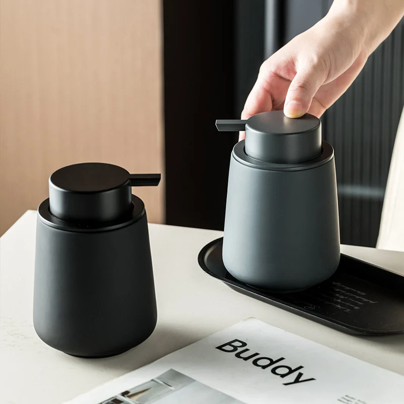 

Керамические бутылки-дозаторы для пены с резиновым покрытием — для шампуня, геля для душа, мыла и лосьона для рук, конструкции пресс-насоса, идеально подходят для дома