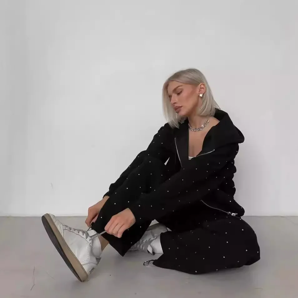 Ropa deportiva informal con capucha, conjunto de dos piezas para mujer, traje holgado de lunares para mujer, sudadera informal de invierno 2025, chaqueta con capucha y cremallera