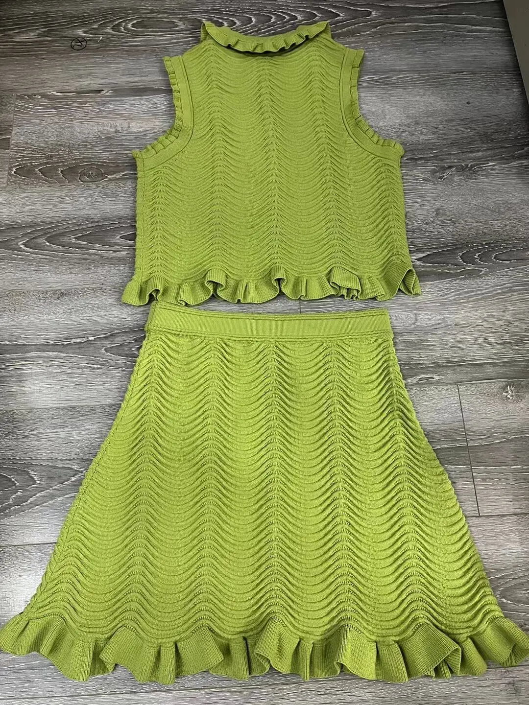 French Ruffle Edge Doll Neck Sleeveless Wave Edge Knitted Tank Top Vest Half Skirt Olive Green Set