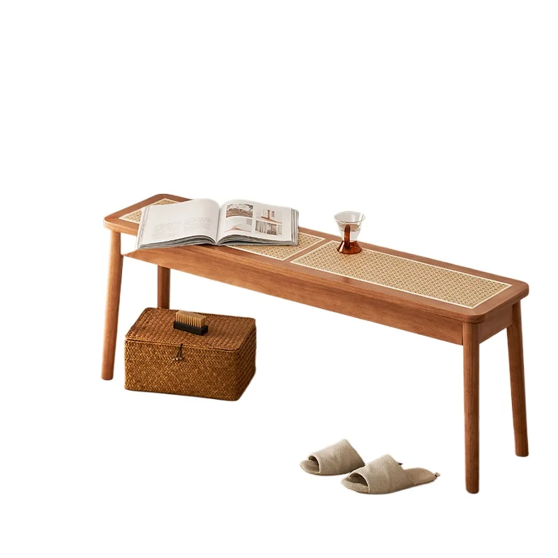 

Solid wood rattan door can sit on a long stool