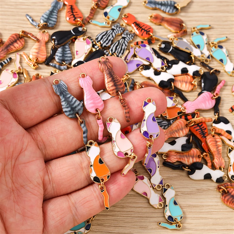 10 Stück 10x35mm Cartoon Emaille Tier Katzen Charms Anhänger zum Basteln von Halsketten, Ohrringen, Armbändern, DIY-Handwerk, Schmuckzubehör – Detail 3