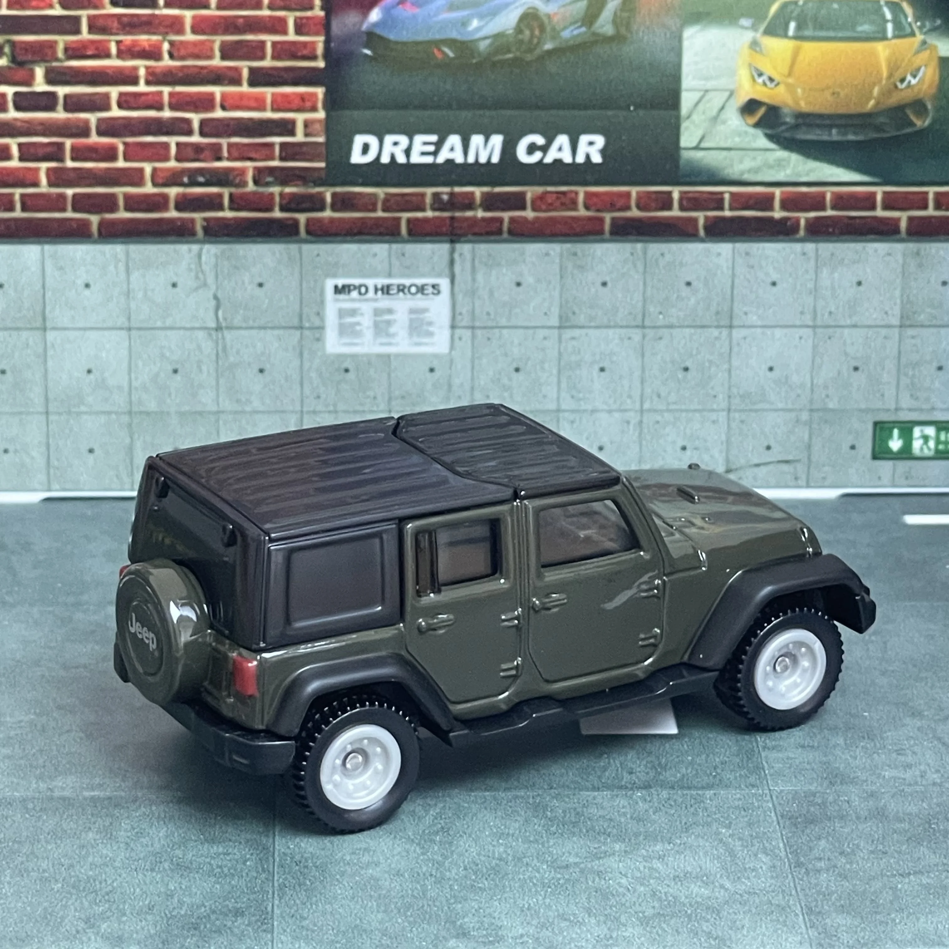 Takara Tomy Tomica No.80 Jeep Wrangler Casting Static Alloy Car Vehicle Diecast Metal Mode Collection Display Boy Toy Gift