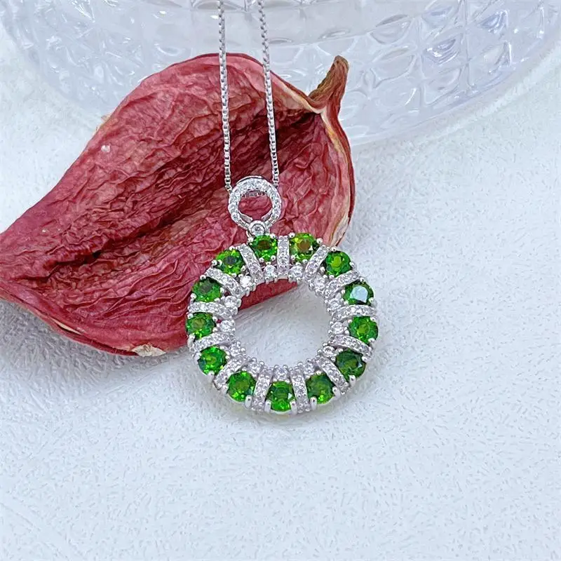 ZECAA Fine Jewelry Woman Diopside Pendant With Natural Diopside Gemstone 4*4mm Lady Pendant Jewelry For Wedding Girl Gift