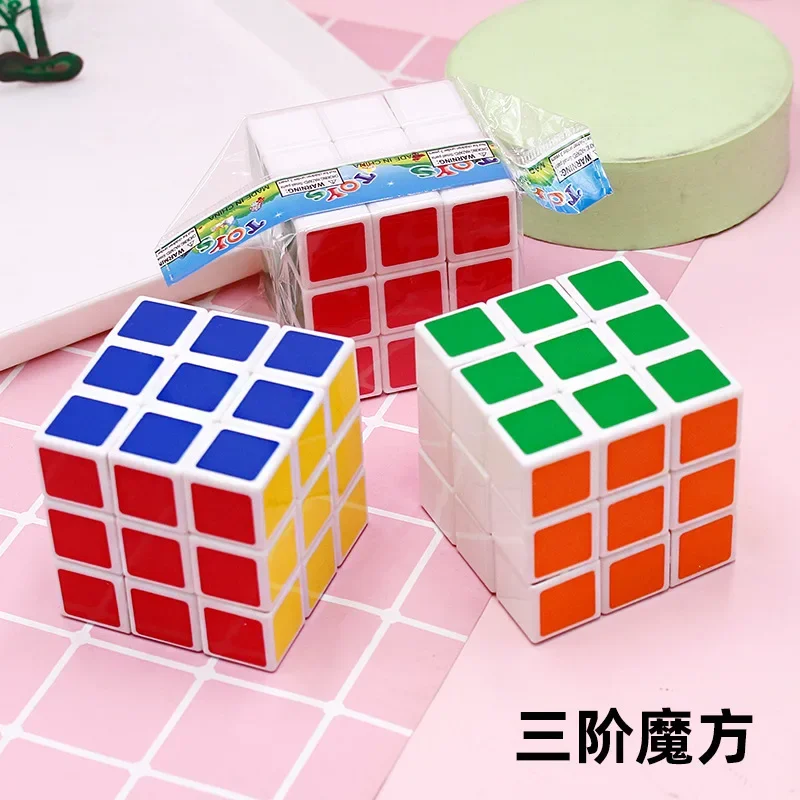 Kostka Rubika 3x3 klasy zawodniczej, 5,7 cm, zabawka edukacyjna dla dzieci wspomagająca rozwój intelektualny i redukująca stres.