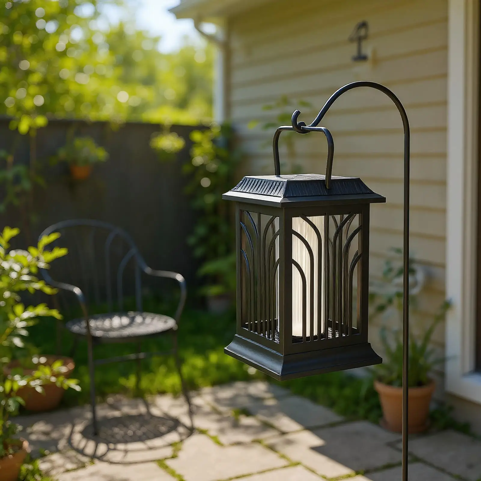 Flickering Lantern Automatic Tent Light Lantern Waterproof Solar Powered Landscape Lamp Long Lasting Romantic Lighting For Lawn