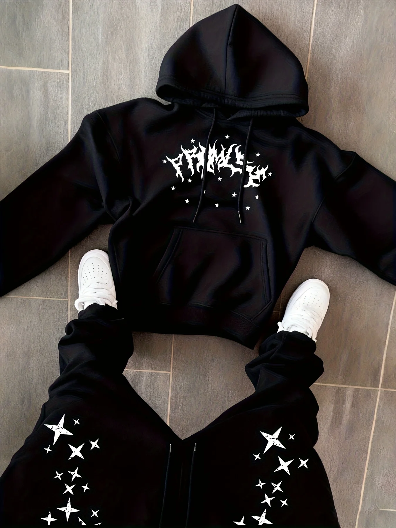 Men's fall-winter two-piece set - classic letter print hooded sweatshirt with drawstring waist - casual and fashionable outfit