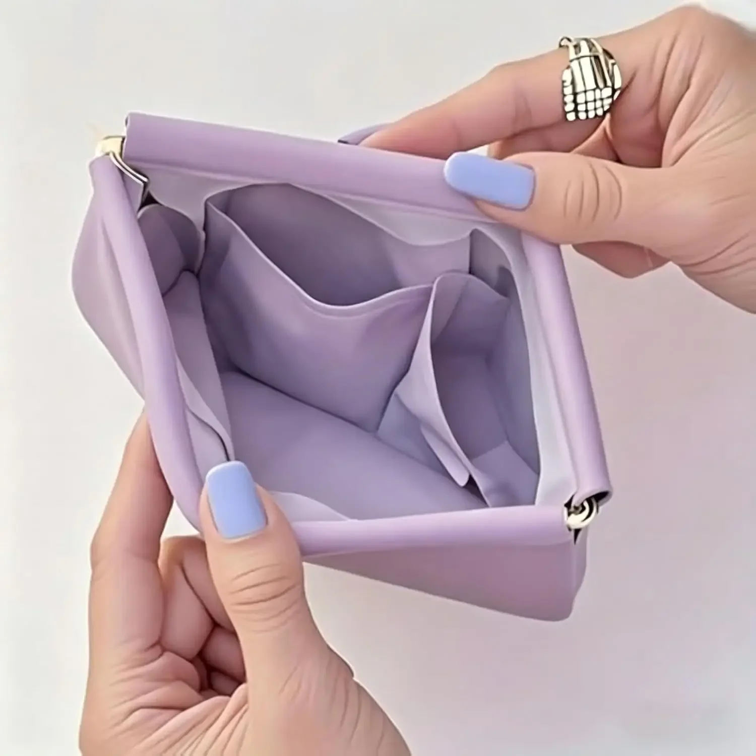 Compact Zipper Pouch Set for Travel, Multi-Compartment Storage for Cosmetics, Earphones, Cables, and Small Essentials