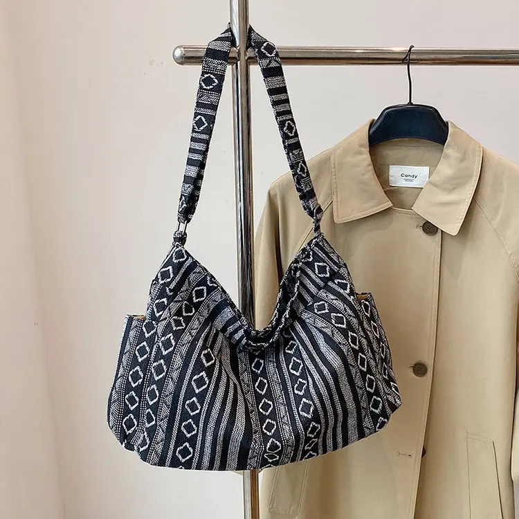 

Большая вместительная сумка через плечо в этническом стиле для женщин, модная вязаная сумка на плечо с принтом, модная дизайнерская сумка-тоут для отдыха на открытом воздухе