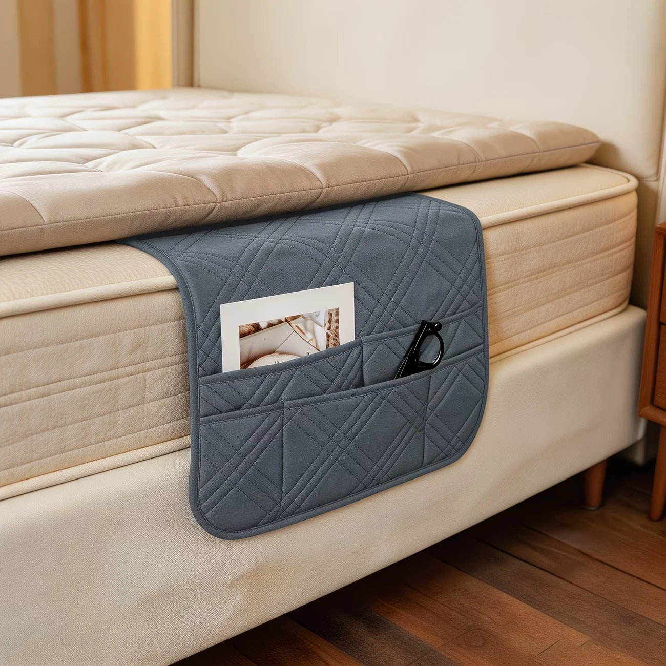 1pc bed storage hanging bag side storage hanging bag, multi-functional anti-slip storage pocket on the side of the sofa bed