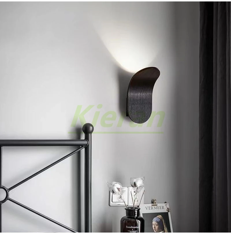 Nordic Modern Skateboard LED Wall Lamp Bedroom Dining Room Hotel Bedside Wall Lights Living Room Decoration Band-Aid Wall Lamps