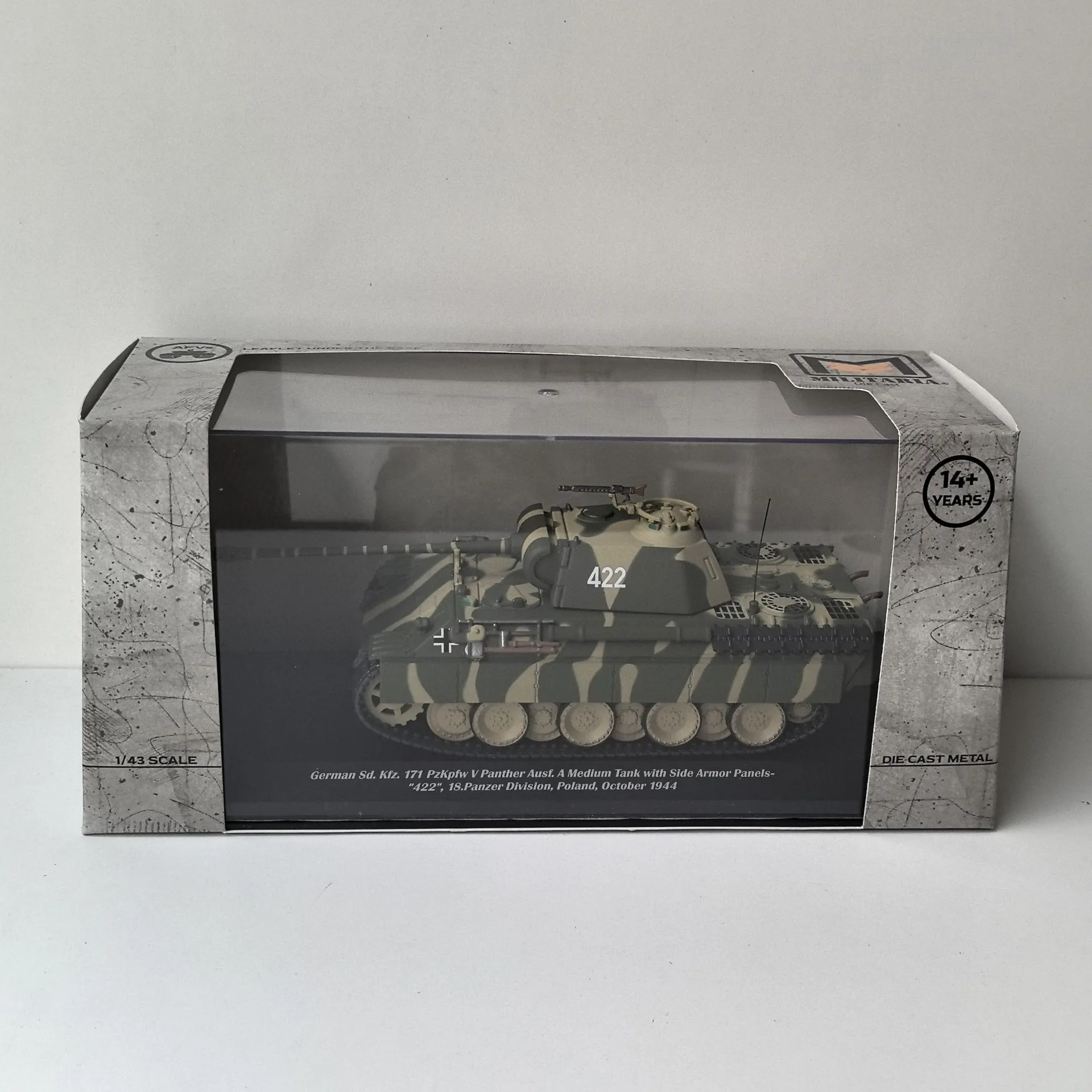 다이캐스트 IXO 1/43 스케일 탱크 모델 장식품 1944 422 차체 합금 액세서리 플라스틱 합금 자동차 모델 수집용 장난감 선물