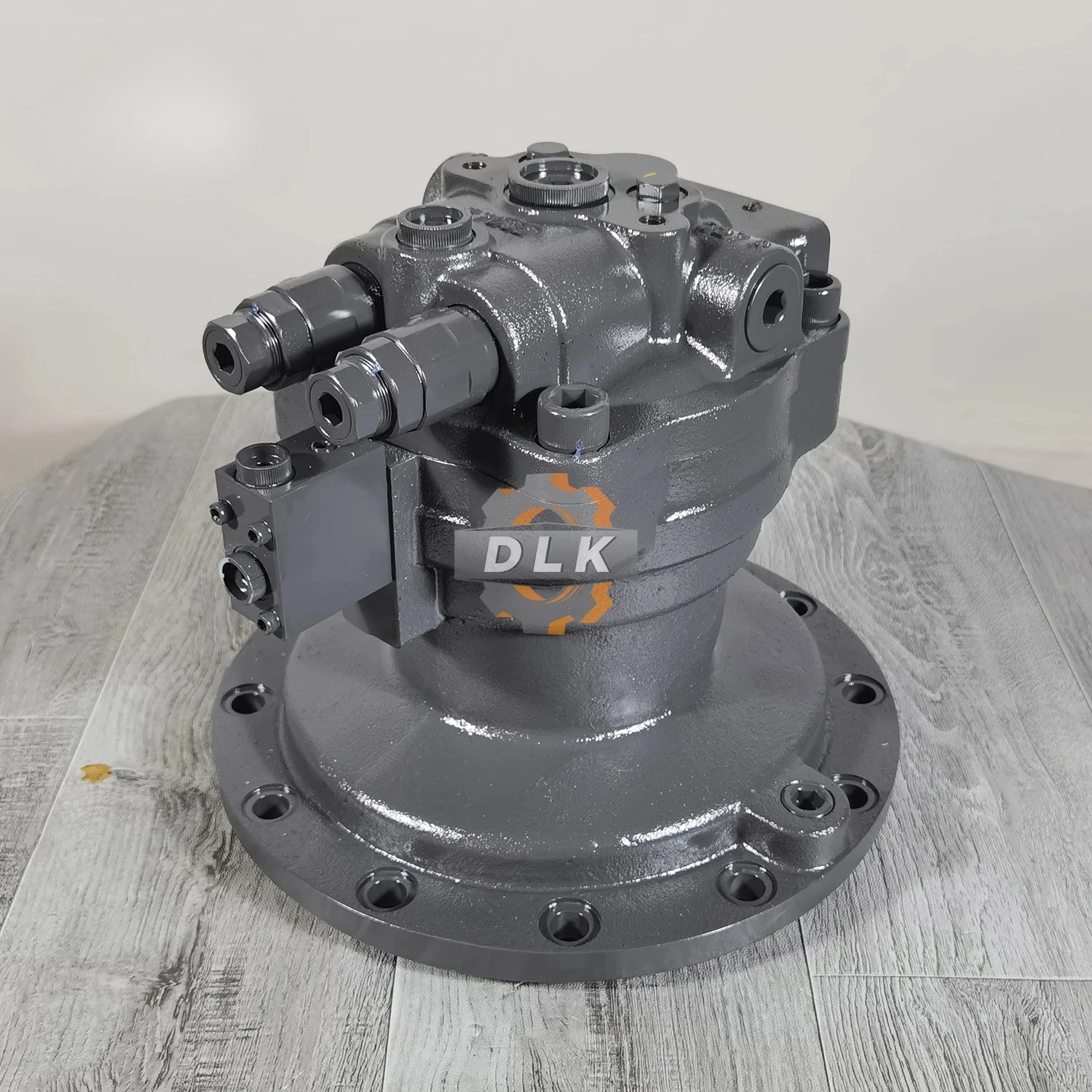 أجزاء حفارة عالية الجودة 401-00441C جهاز التأرجح DX300LC-9C DX300LC محرك التأرجح لدوسان