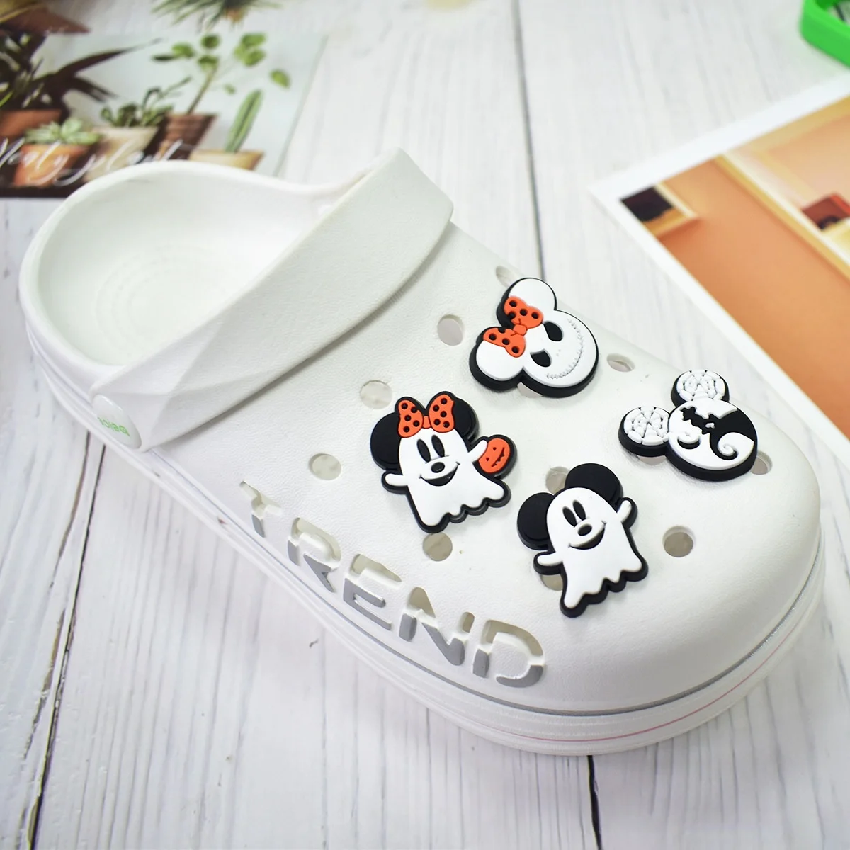 Cute Cartoon Ghost Pumpkin Halloween Pvc Charm Shoes Accessories Garden Shoes Sandals Clogs Diy Decoration Holiday Party Gifts