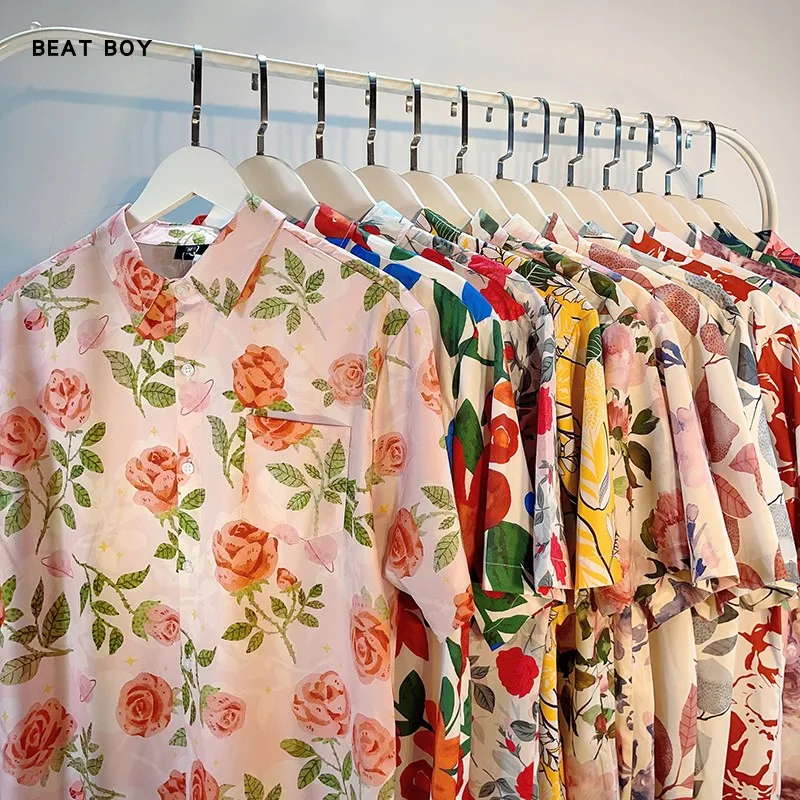 

Summer Vintage Floral Print Short Sleeve Loose Fit Unisex Shirt Pastel Pink Casual Versatile Shirt for Men And Women