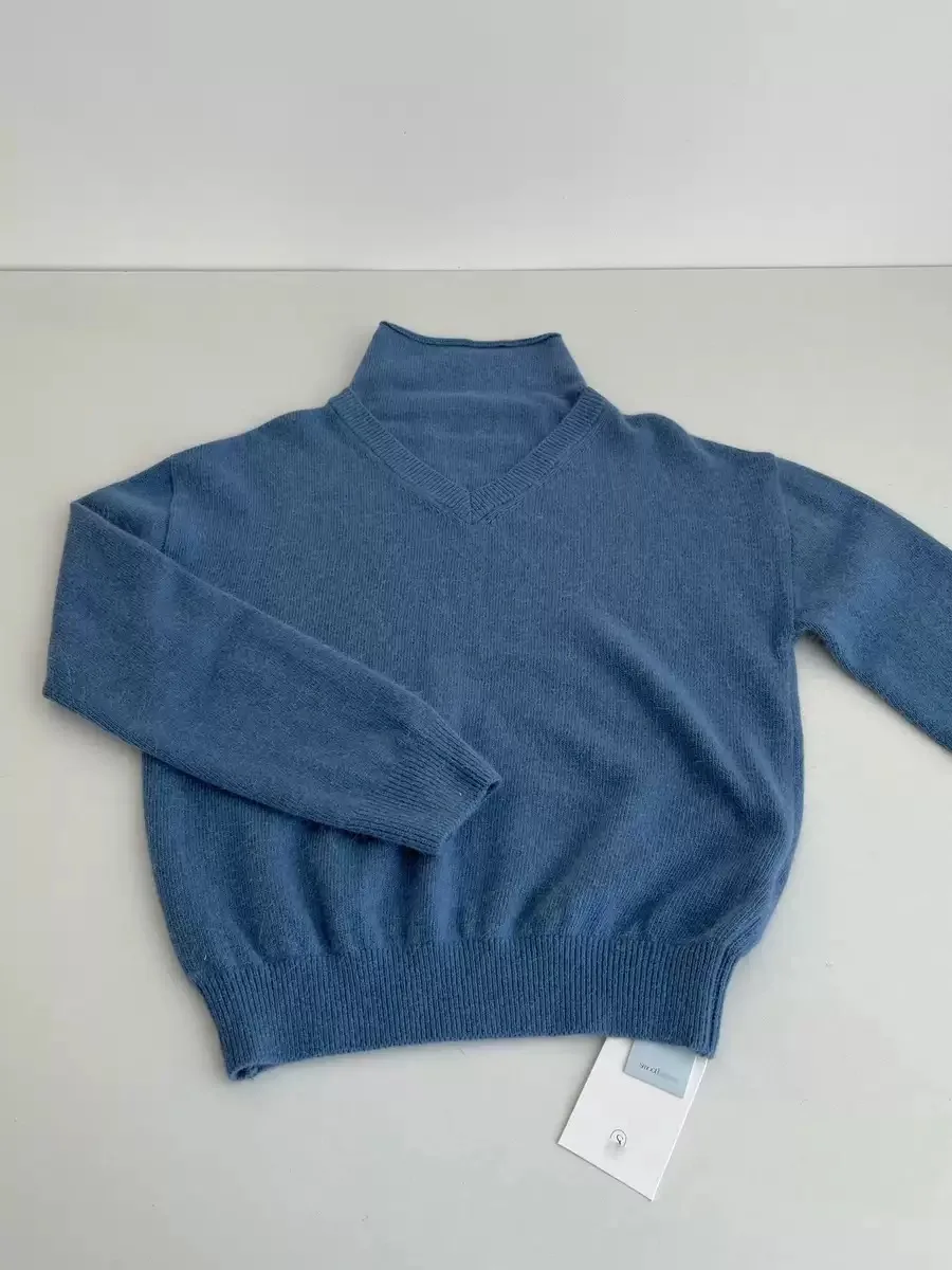 Sli عالية الياقة الأزرق محبوك سترة Faionable وهمية قطعتين الخريف الشتاء جديد وصول المرأة فضفاضة تناسب اللون