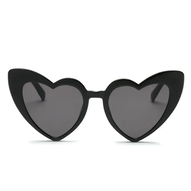 Vrouwen Cat Eye Vrouwelijke Zonnebril Merk Retro Liefde Zwart Wit Brillen Hartvormige Zonnebril Mannen Schaduw UV400 Luxe Designer