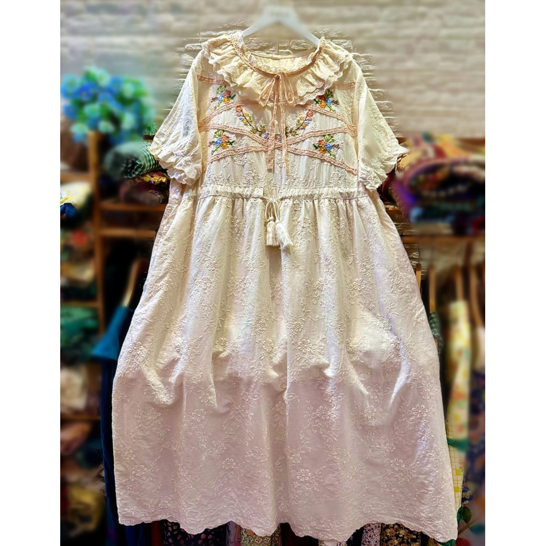 

Vintage Cotton Ruffled Eyelet Lace Tunic Long Midi Dress 2024 Summer Retro Mori Girl Floral Embroidery Evening Wedding Dress