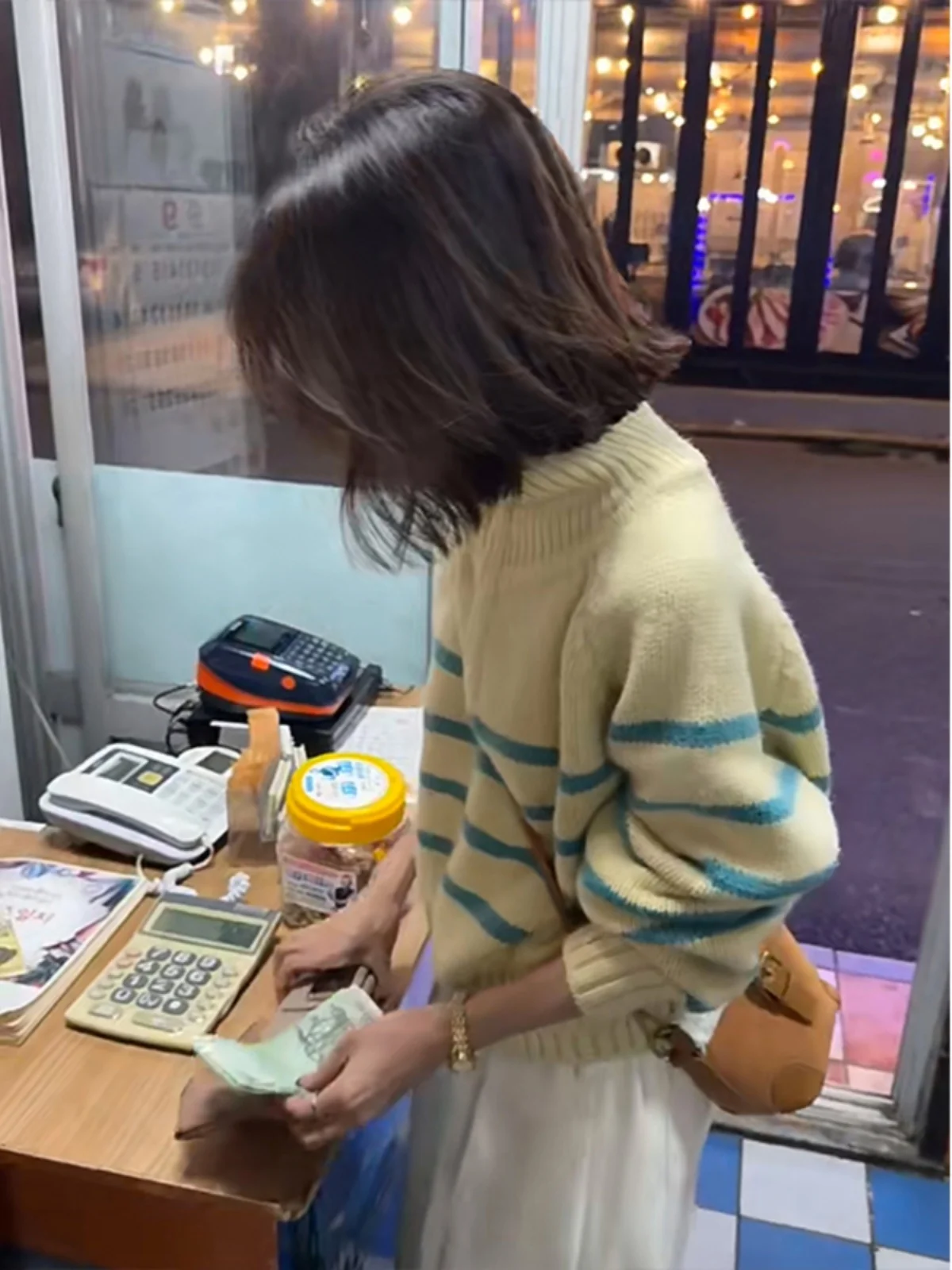 هونج كونج Sle مخطط عالية الياقة سترة المرأة الخريف الشتاء فوفو محبوك أعلى f سستة فضفاضة تناسب طويلة Sve شريط