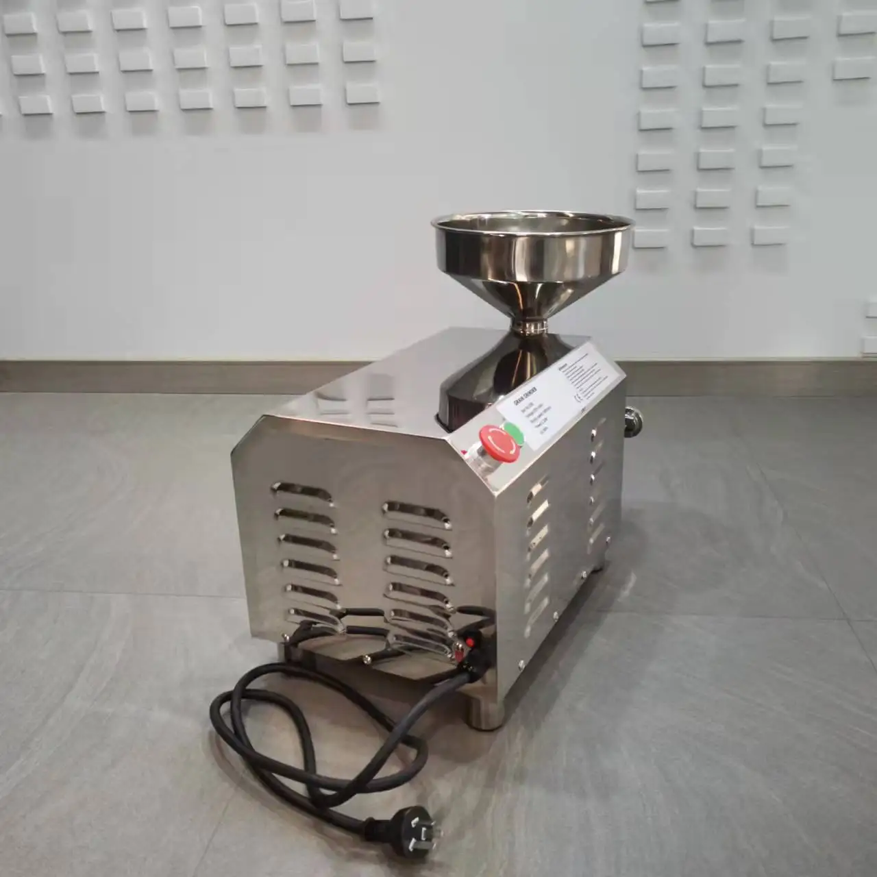 For A Grade Low Consumption Grinding Machine Grains Powder Grinder With High Speed For Home Use