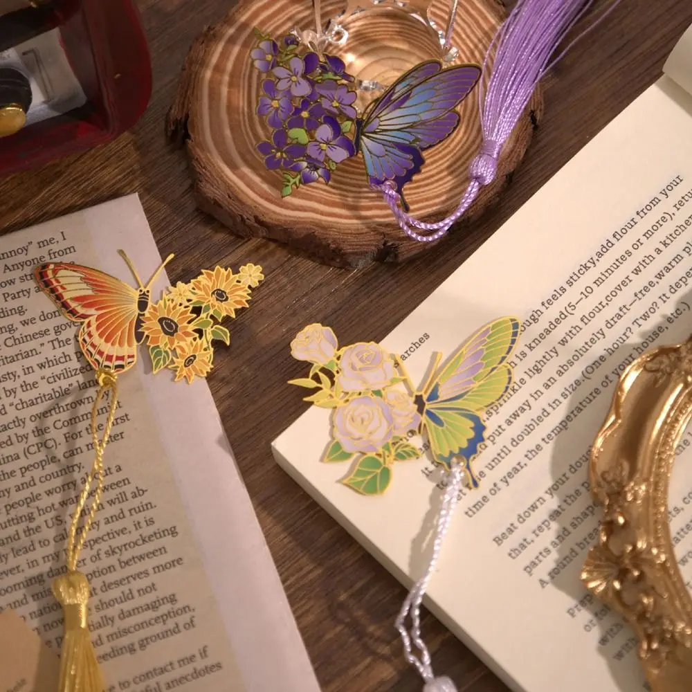 Retro Metal Metal Bookmark Pendant Chinese style Butterfly Bookmark School Office Supplies Student Gift Book Clip Teacher