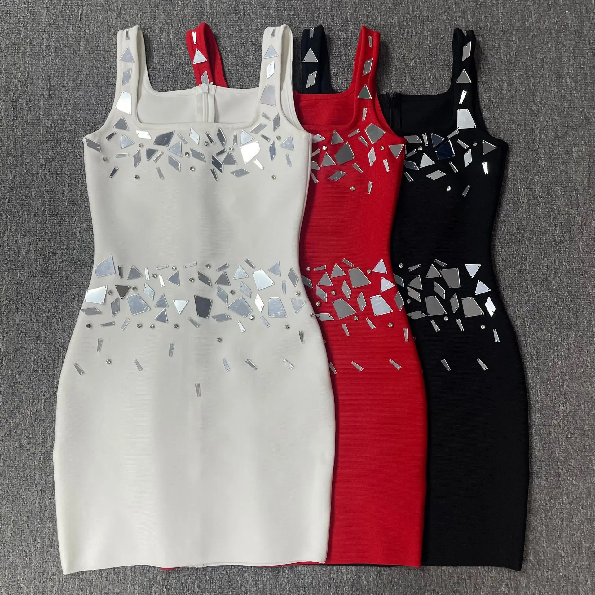 

Top Quality Women Sleeveless Sexy O-Neck Shinning Mirrors Bodycon Mini Bandage Dress Nightclub Party Celebrate Outfit