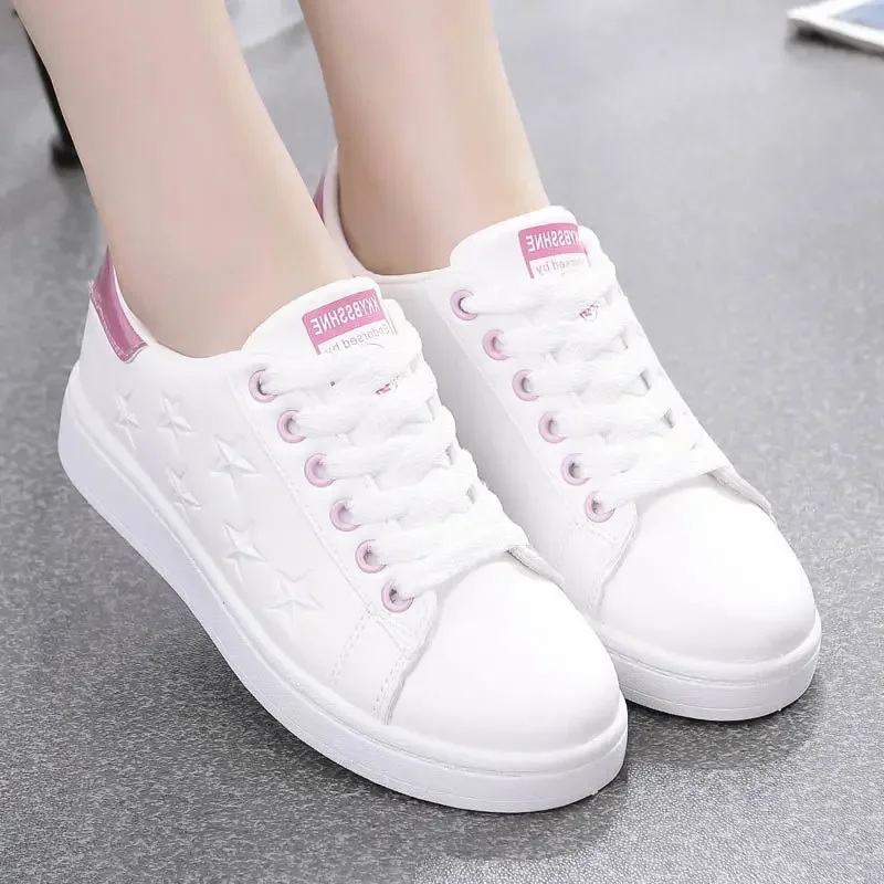 Zapatos vulcanizados transpirables para mujer, zapatillas planas informales para caminar al aire libre, color blanco, novedad de verano