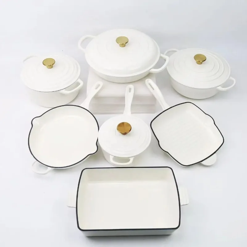 Classic multi-color cast iron cookware set, all metal clay pot baking and milk equipment