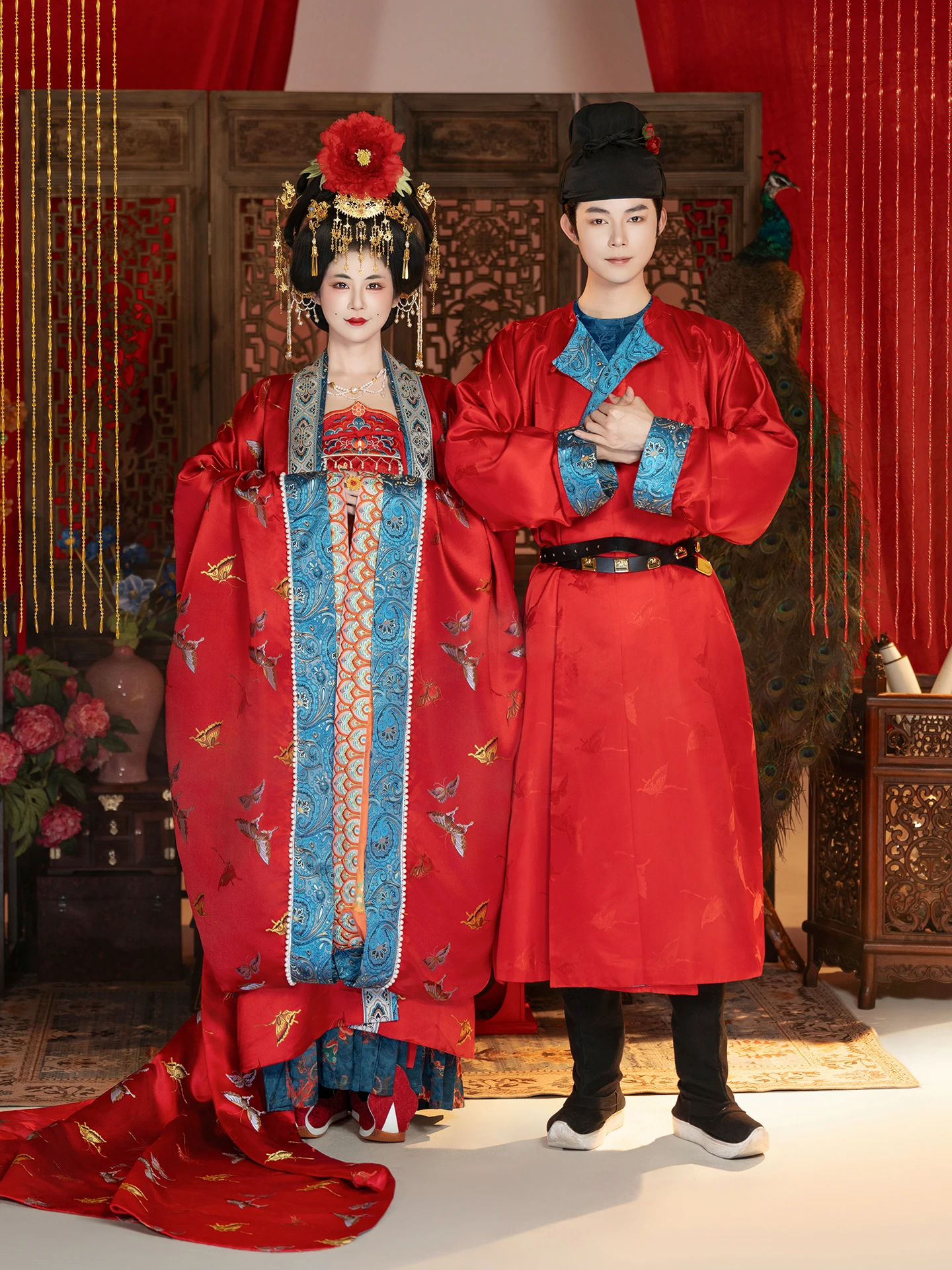 

Original Hanfu Tang Sle Wedding Costume Set Exquisite Embroidery Husk Skirt Tailcoat for Men And Women Red Outfit