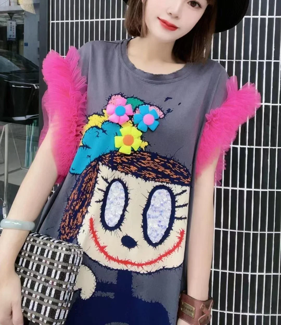 Women Summer Graffiti Cartoon Printed Diamonds Beaded T-shirts Loose Medium Length Mesh Spliced Ruffles 3D Flowers Tees Tops