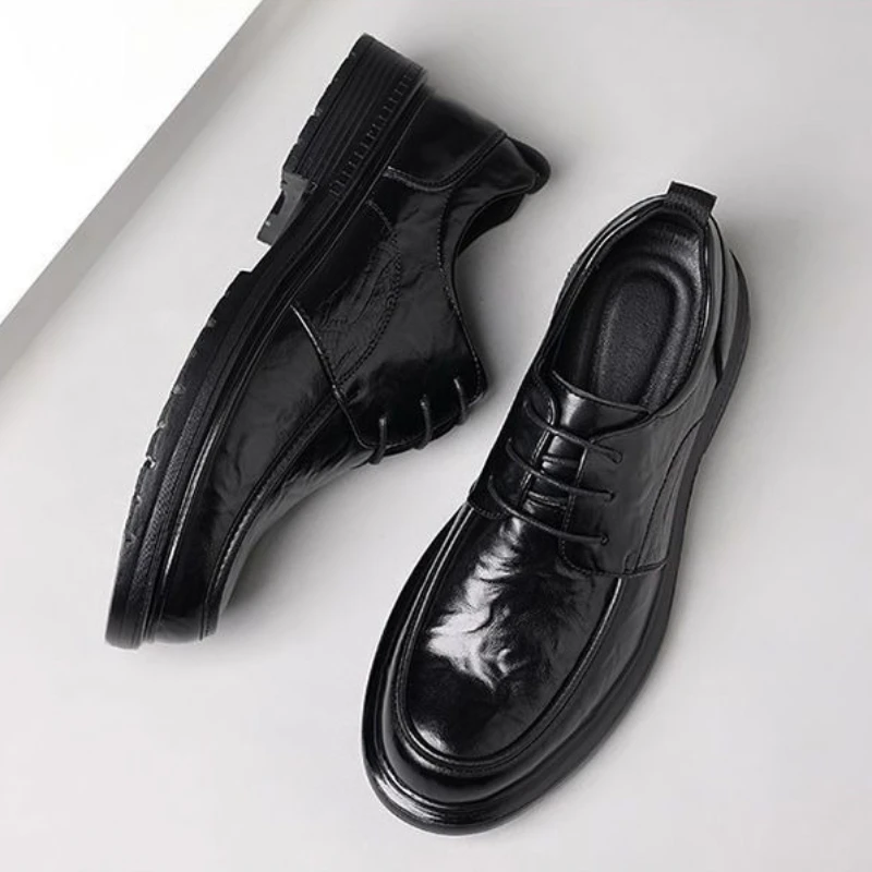 

Яркая верхняя мужская повседневная обувь, мокасины, черные слипоны, новые классические оригинальные удобные мужские туфли из искусственной кожи