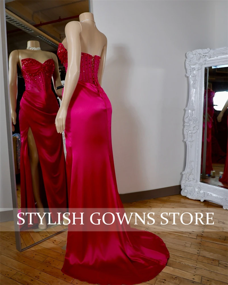 Abiti da ballo sexy con scollo a cuore rosa 2025 Perline Perle di cristallo Abiti da festa di nozze Abito da compleanno Abiti da banchetto Abito personalizzato