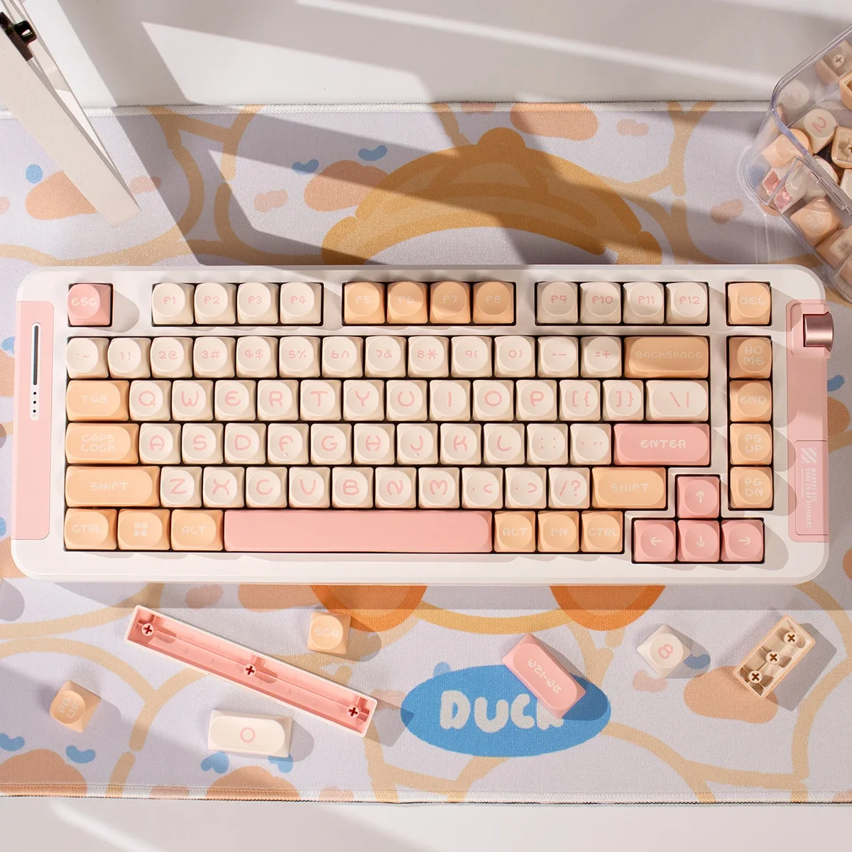 Imagem -02 - Moa-teclado Mecânico Rosa Verde Marrom 130 Chaves Pbt Tiro Duplo 64 68 75 84 96 980 100 Girls Gift Gk61 Anne Pro 2