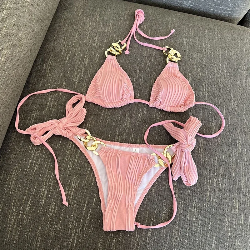 

Сексуальный купальник микро-бикини, женский купальник с металлической цепочкой, треугольные стринги на шнуровке, комплект из 2 предметов, новый пляжный купальный костюм с разрезом 2025, новый купальный костюм